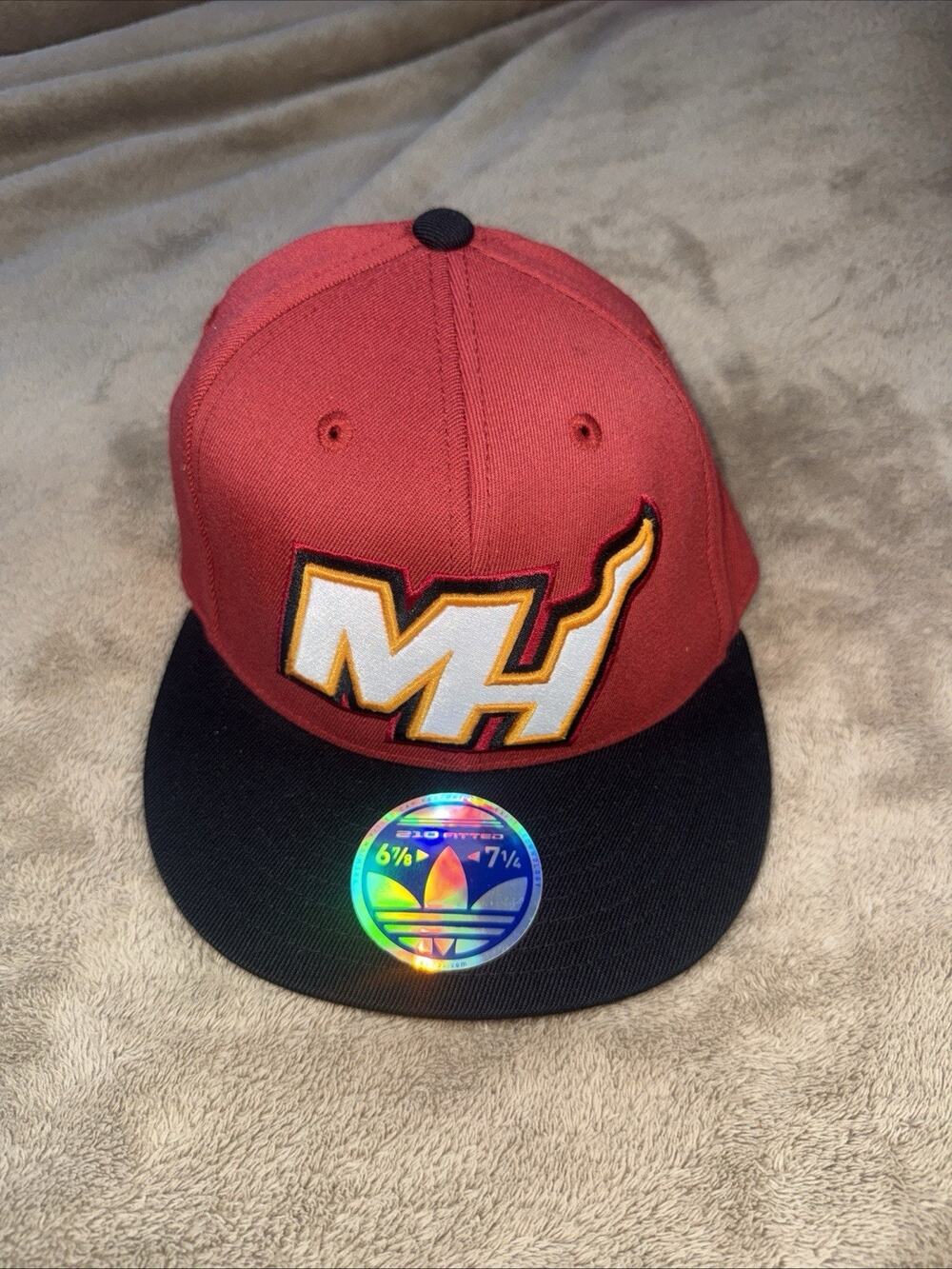 Miami Heat Adidas Mens Stretch Fit Fitted hat‎ cap Sz. 6 7/8-7 1/4